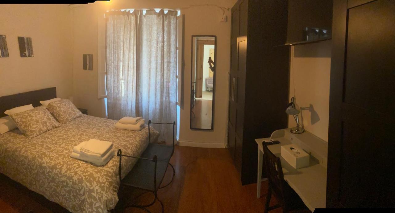 Apartamentos Mercado De Triana Sevilla Bagian luar foto