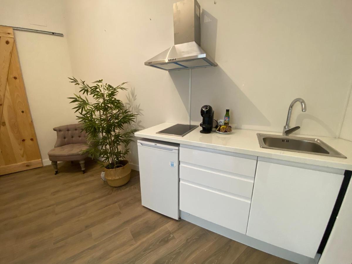 Apartamentos Mercado De Triana Sevilla Bagian luar foto